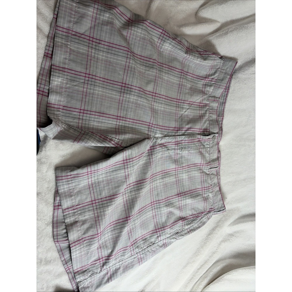 PGA Tour Men's Golf Shorts Size 42 Gray/Pink Plaid‎ Flat Front Polyester
